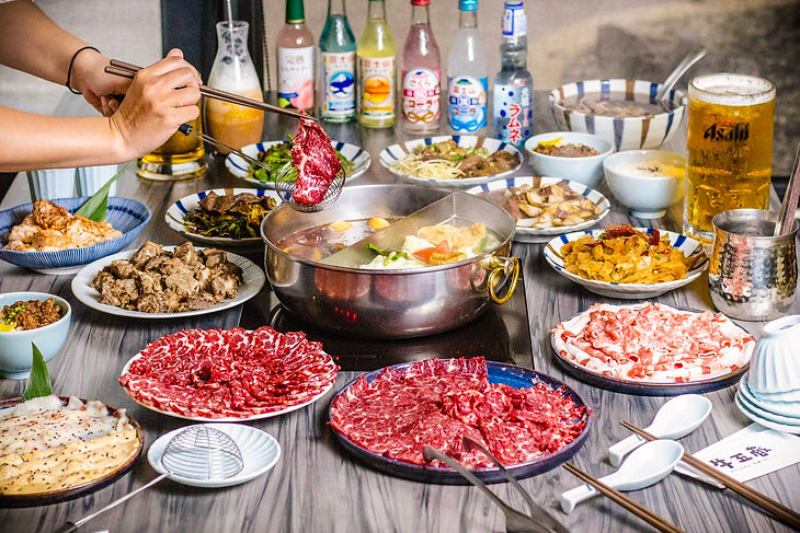 牛五蔵- 肉鍋x 塩ホルモン 台灣溫體牛火鍋.jpg